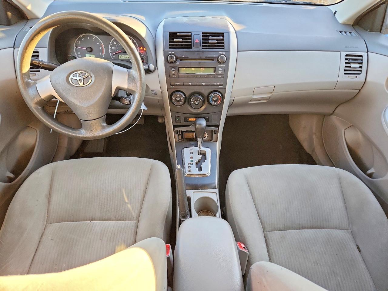 2010 TOYOTA COROLLA BASE photo 8