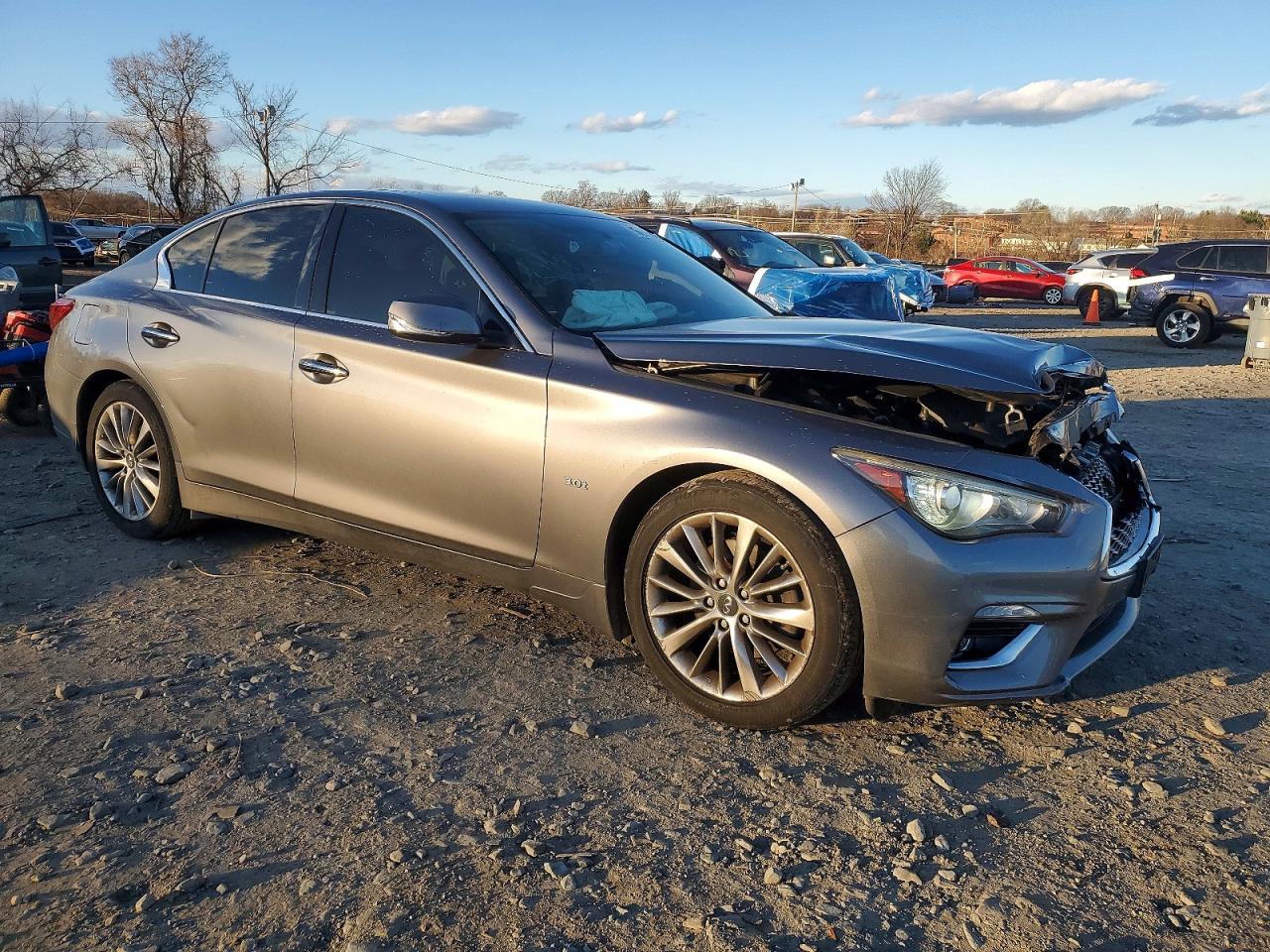 2018 INFINITI Q50 LUXE photo 4