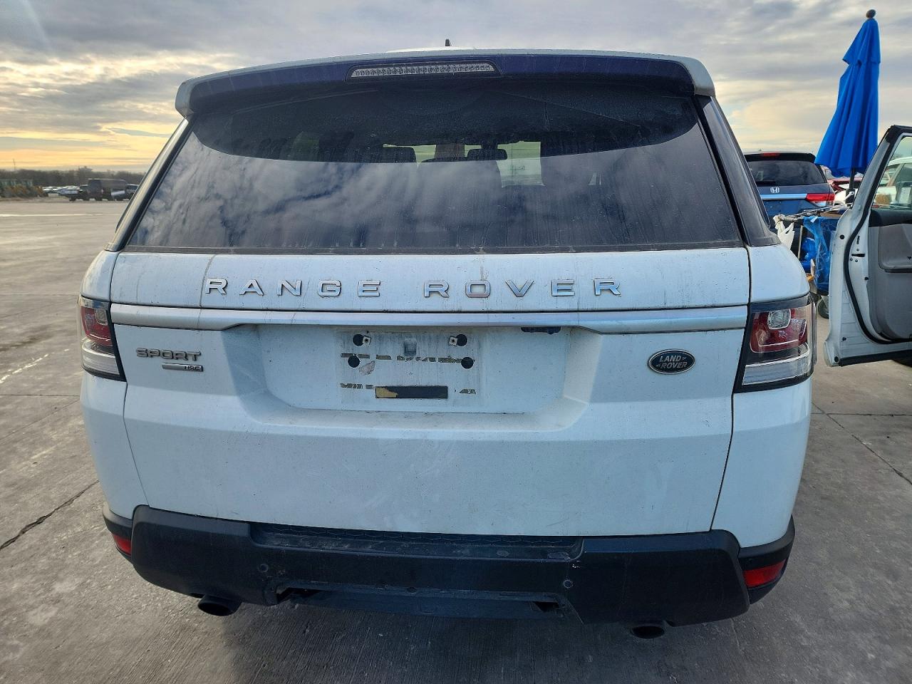 2016 LAND ROVER RANGE ROVER SPORT HSE photo 6