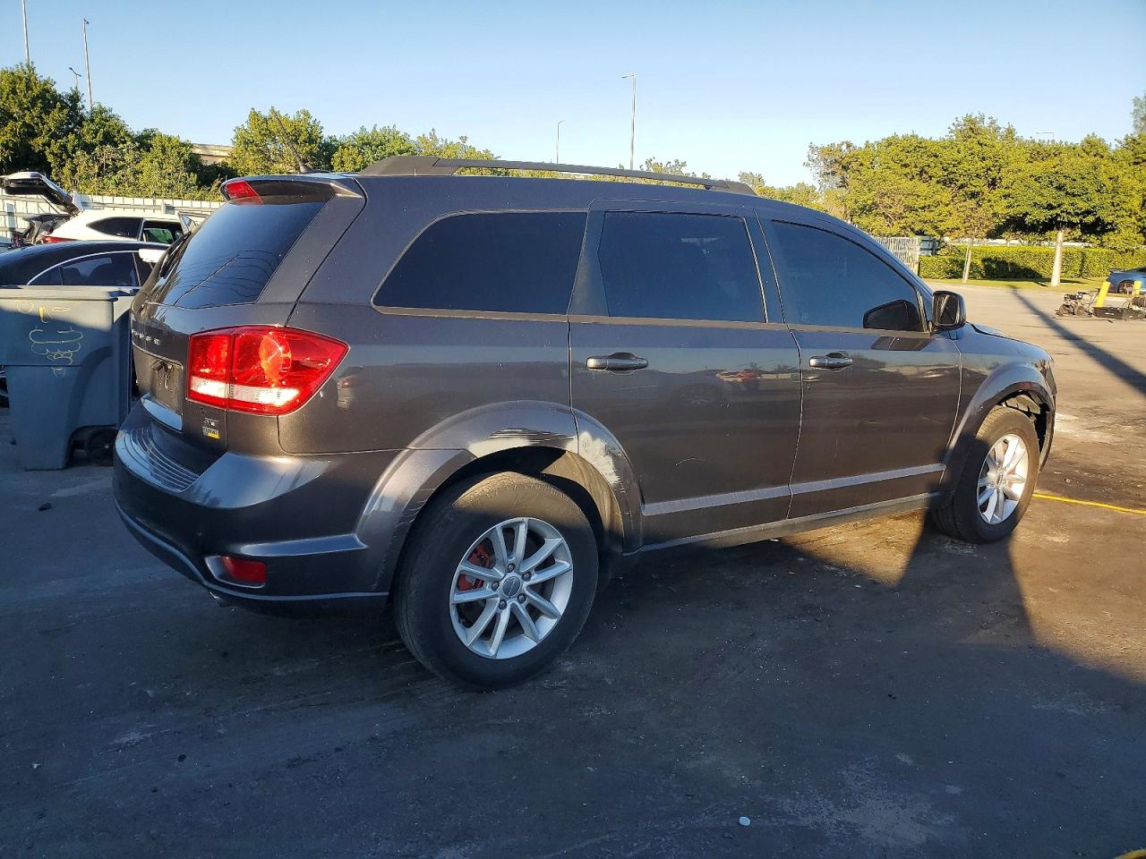 2017 DODGE JOURNEY SXT photo 5