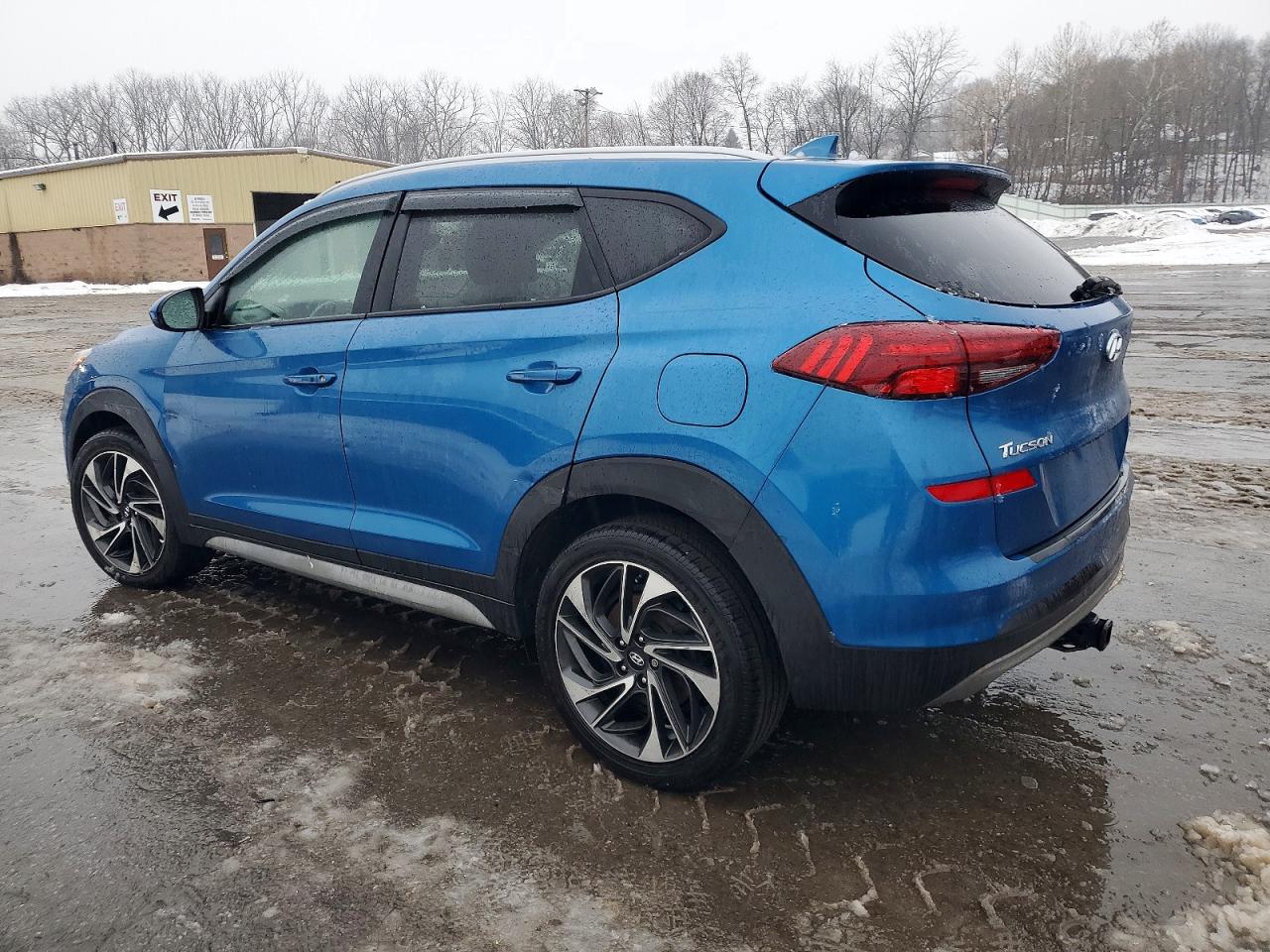 2020 HYUNDAI TUCSON SPORT photo 2