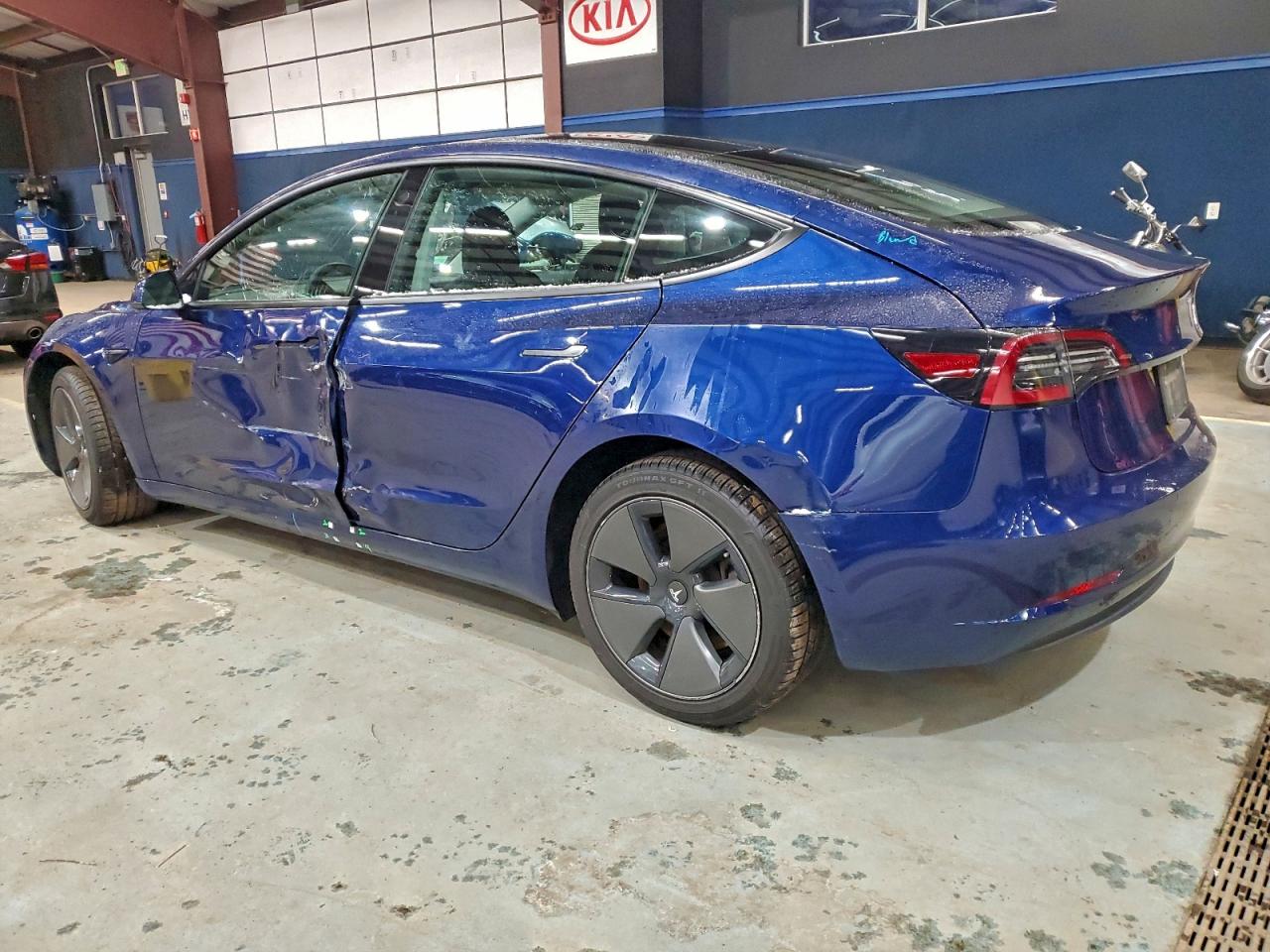 2021 TESLA MODEL 3 photo 2