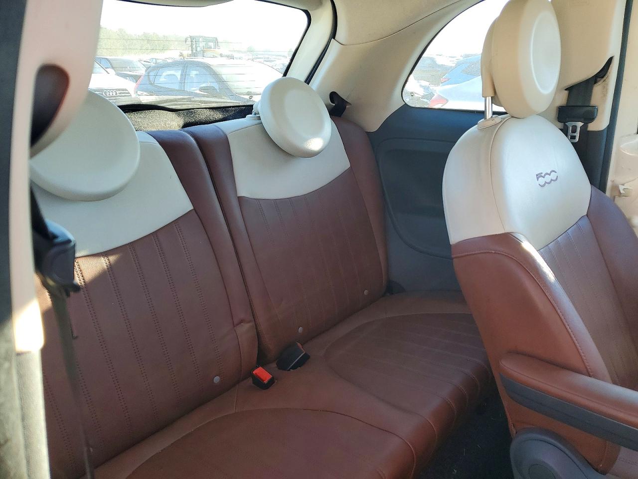 2012 FIAT 500 LOUNGE photo 11