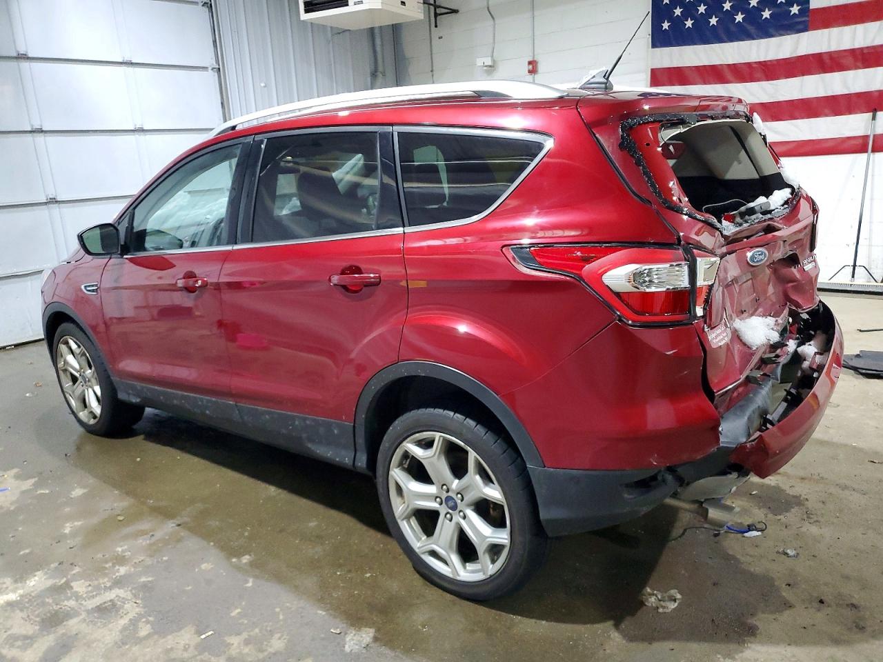 2019 FORD ESCAPE TITANIUM photo 2
