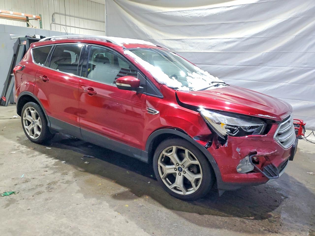 2019 FORD ESCAPE TITANIUM photo 4