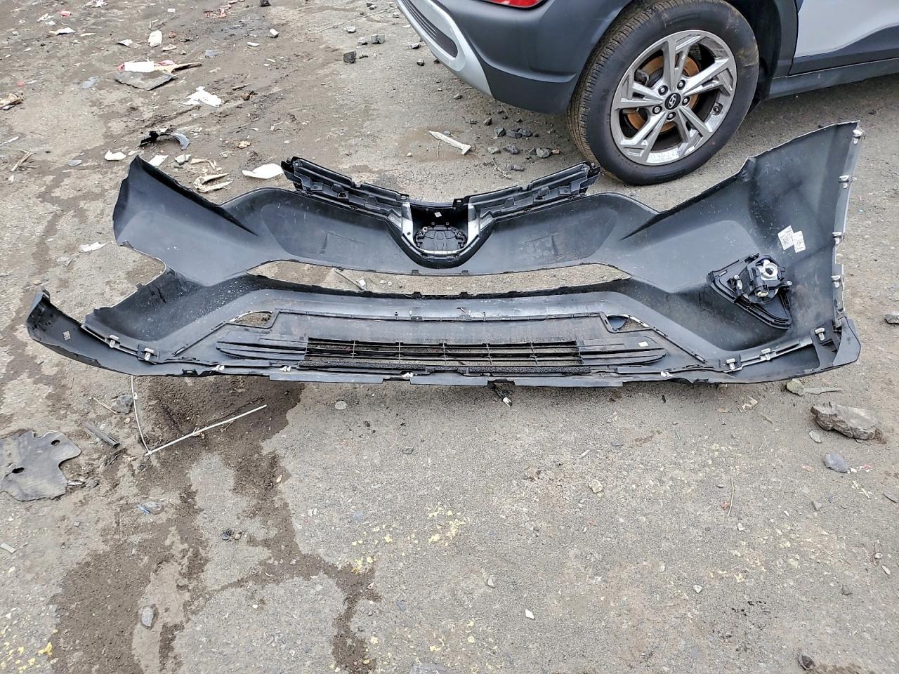 2016 TOYOTA RAV4 XLE photo 13