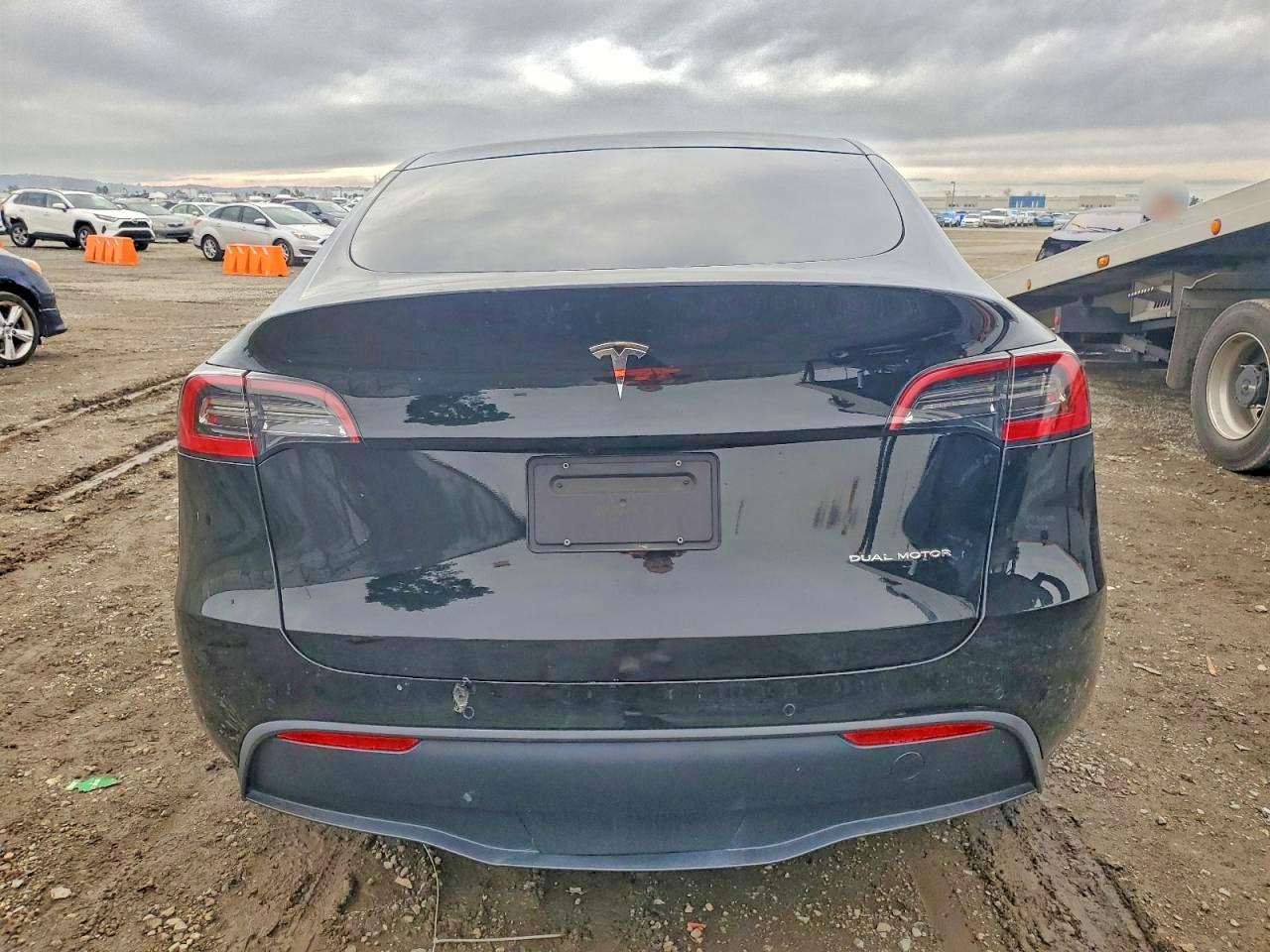 2021 TESLA MODEL Y photo 6
