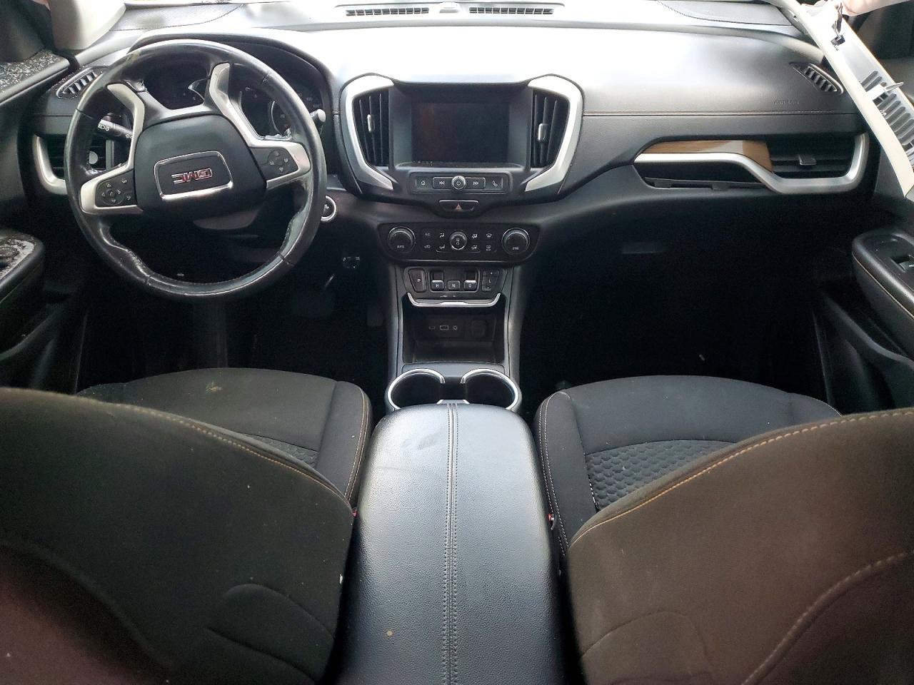 2019 GMC TERRAIN SLE photo 8