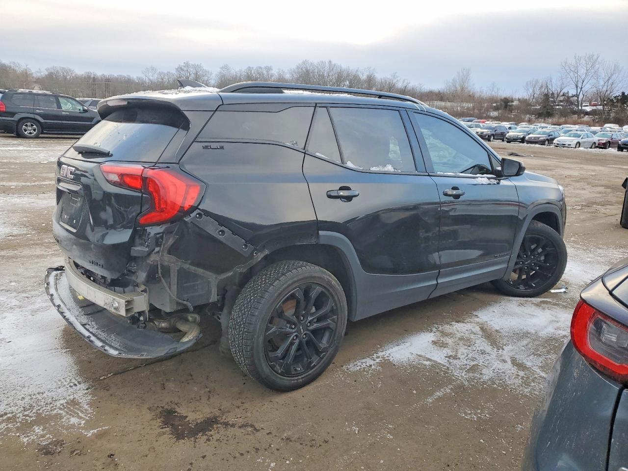 2019 GMC TERRAIN SLE photo 3