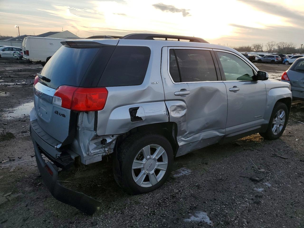 2013 GMC TERRAIN SLT photo 5