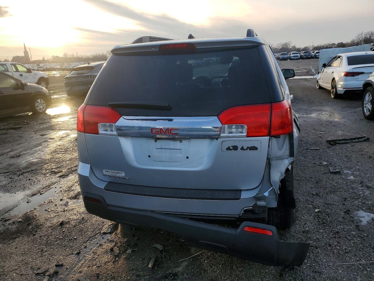 2013 GMC TERRAIN SLT photo 11