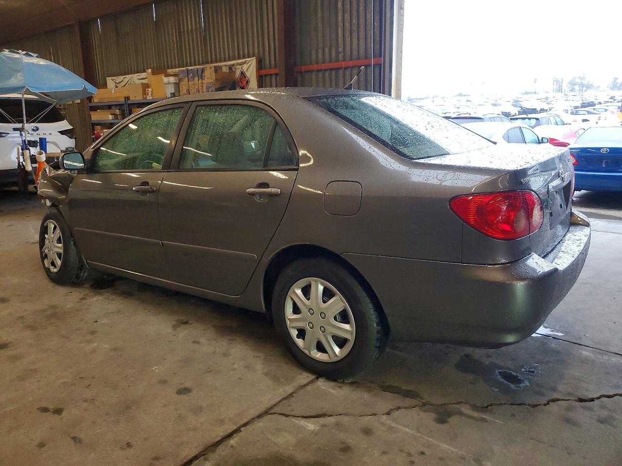 2005 TOYOTA COROLLA CE photo 2