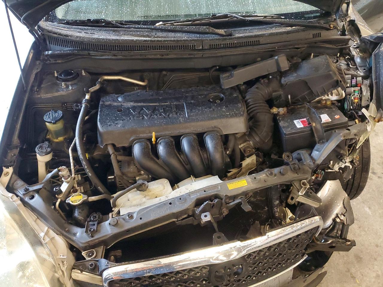 2005 TOYOTA COROLLA CE photo 11