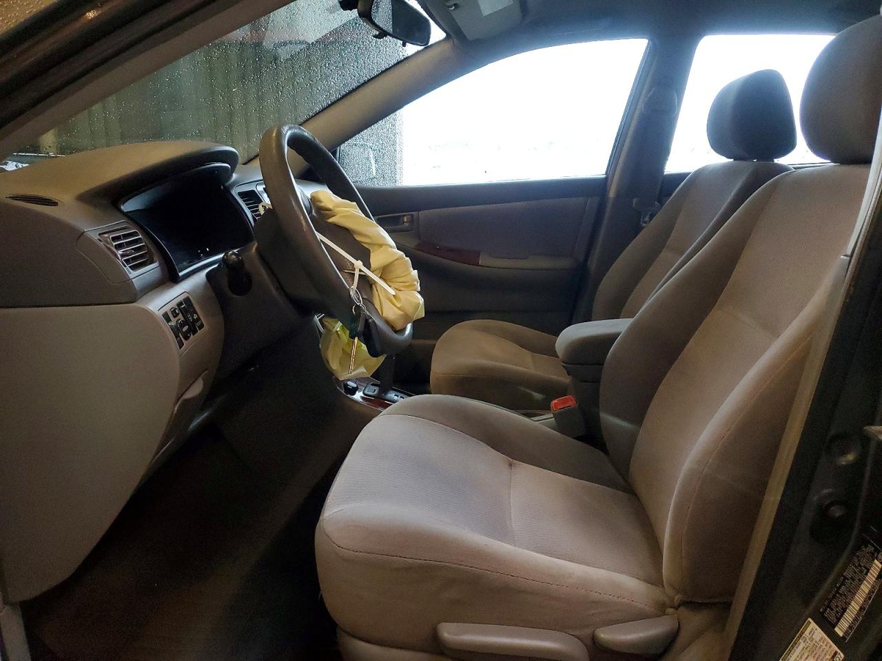 2005 TOYOTA COROLLA CE photo 7
