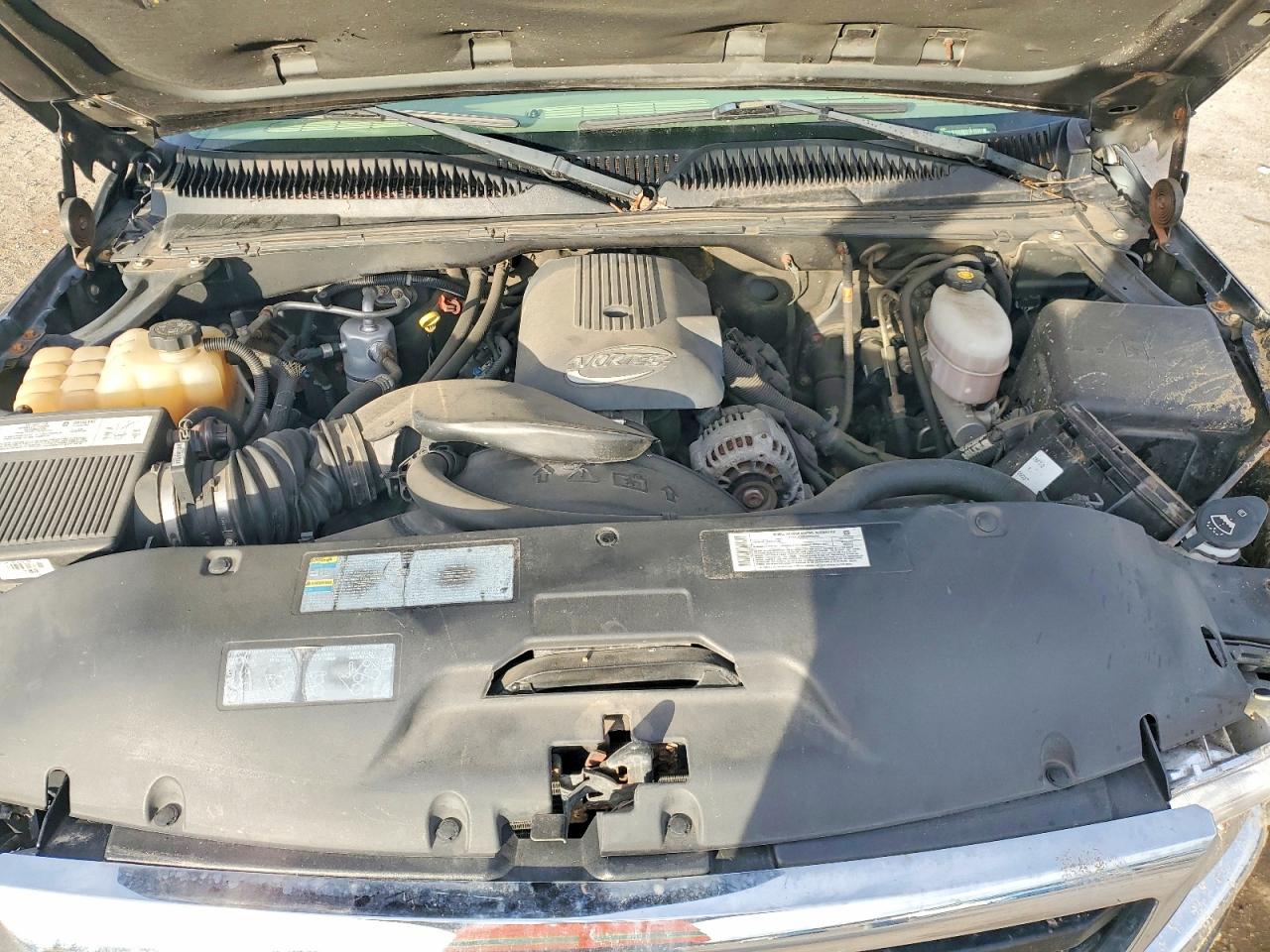 2004 GMC NEW SIERRA K2500 photo 11