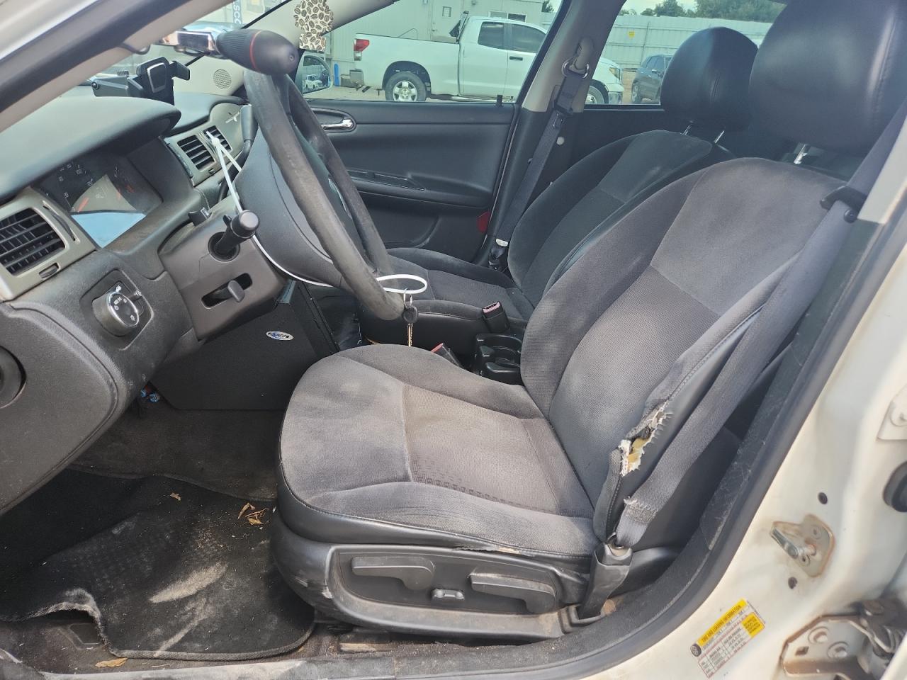 2009 CHEVROLET IMPALA photo 7