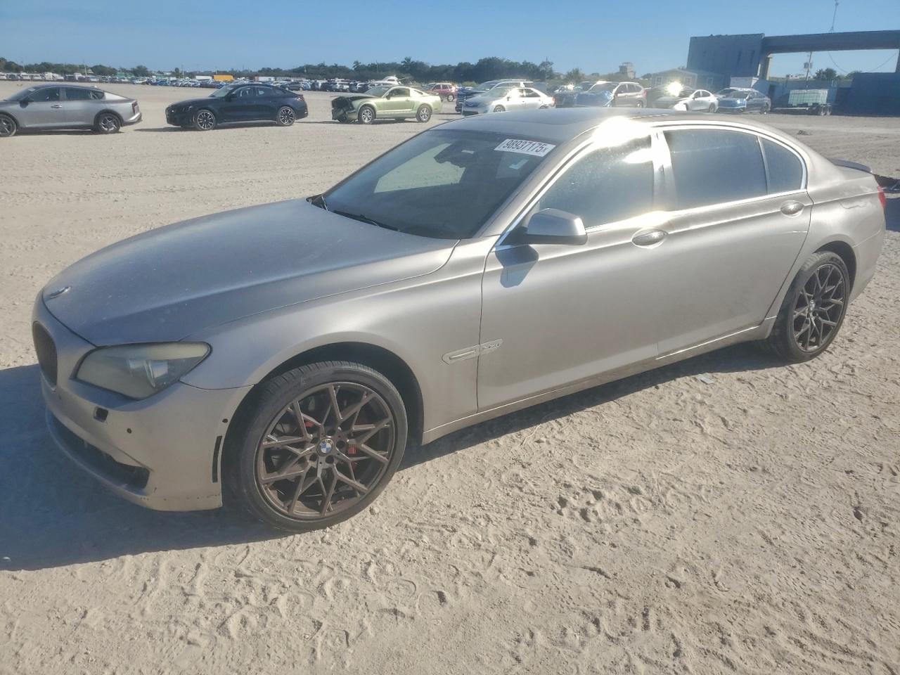2011 BMW 750