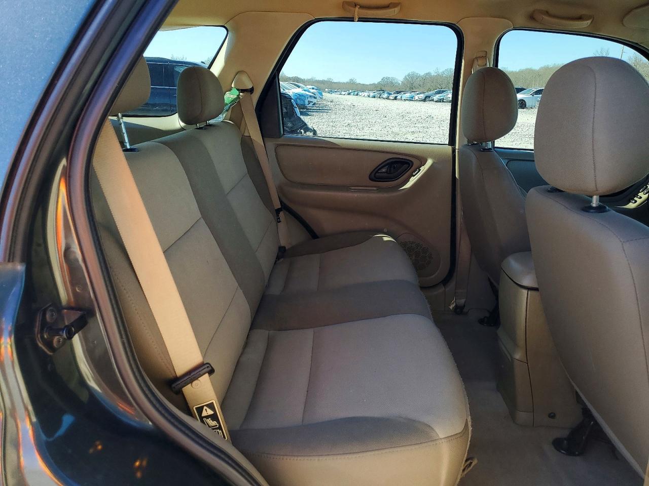 2003 FORD ESCAPE XLS photo 11