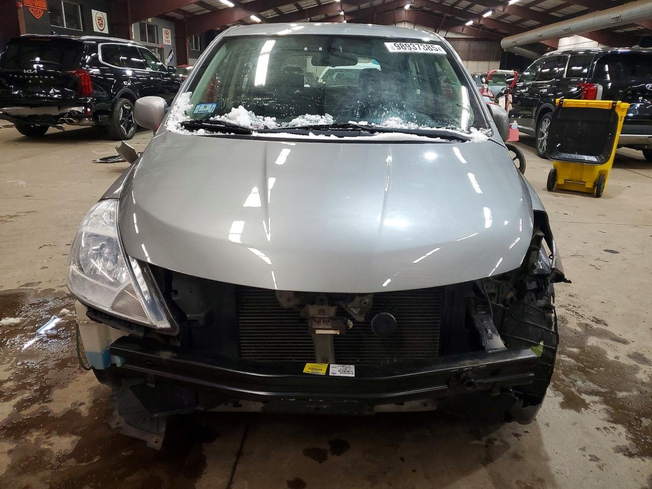 2012 NISSAN VERSA S photo 5
