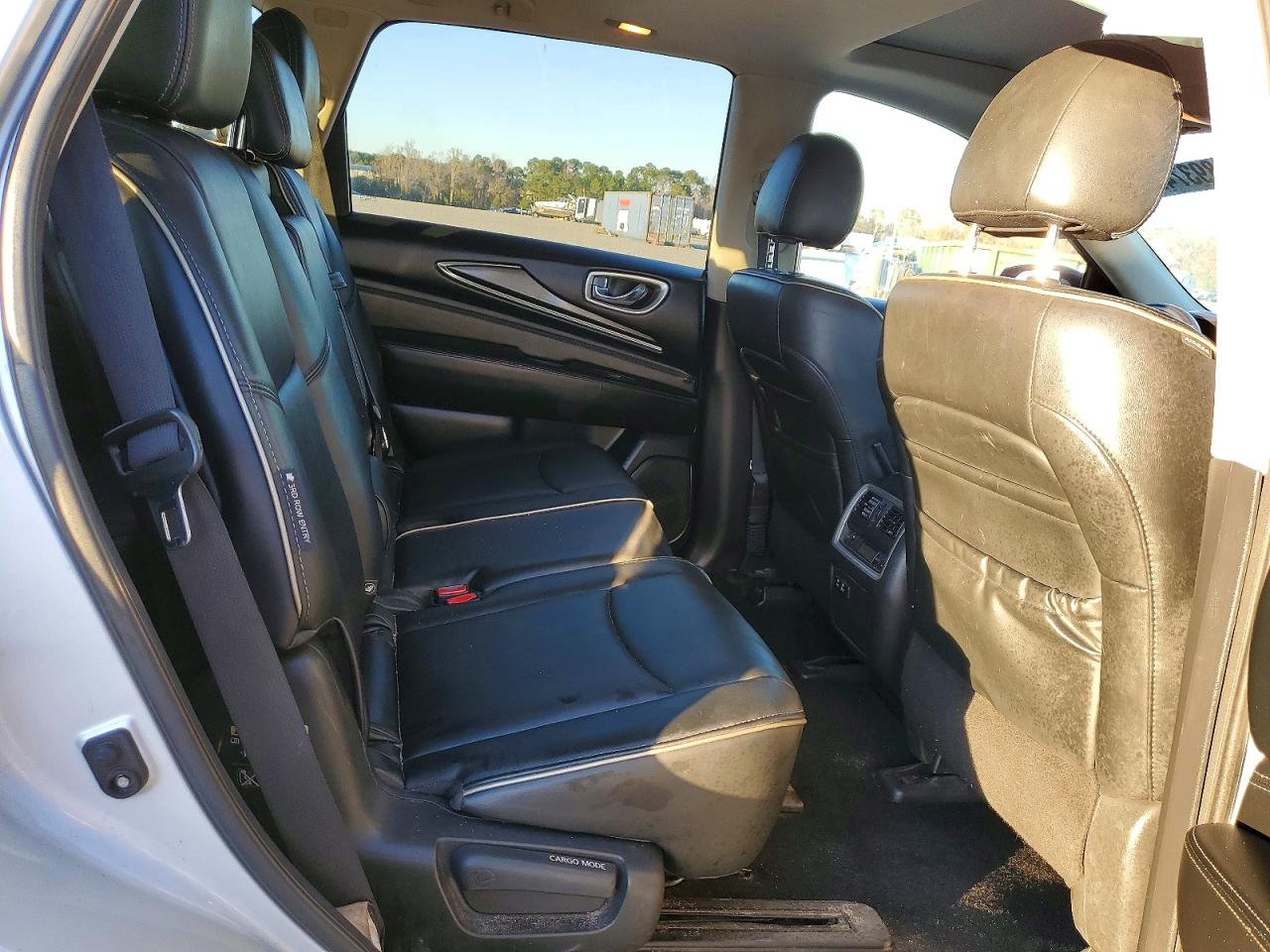 2020 INFINITI QX60 LUXE photo 11