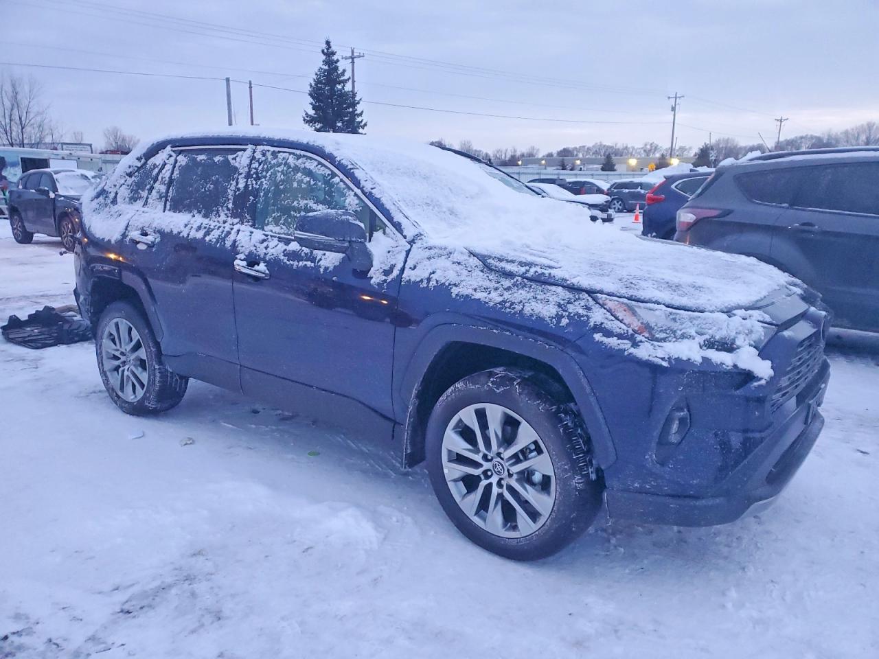 2025 TOYOTA RAV4 LIMITED photo 4