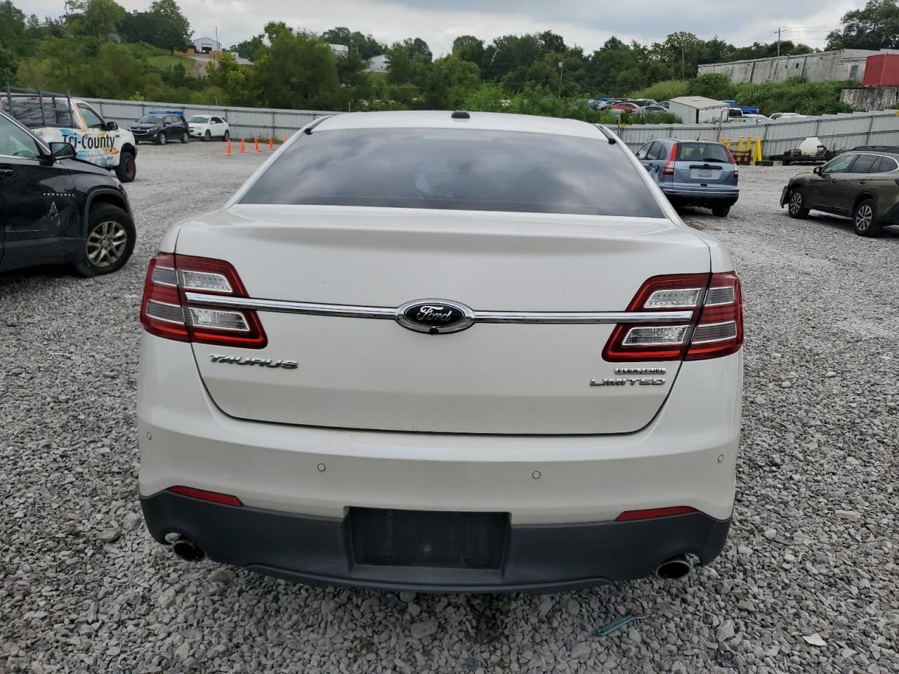 2014 FORD TAURUS LIMITED photo 6