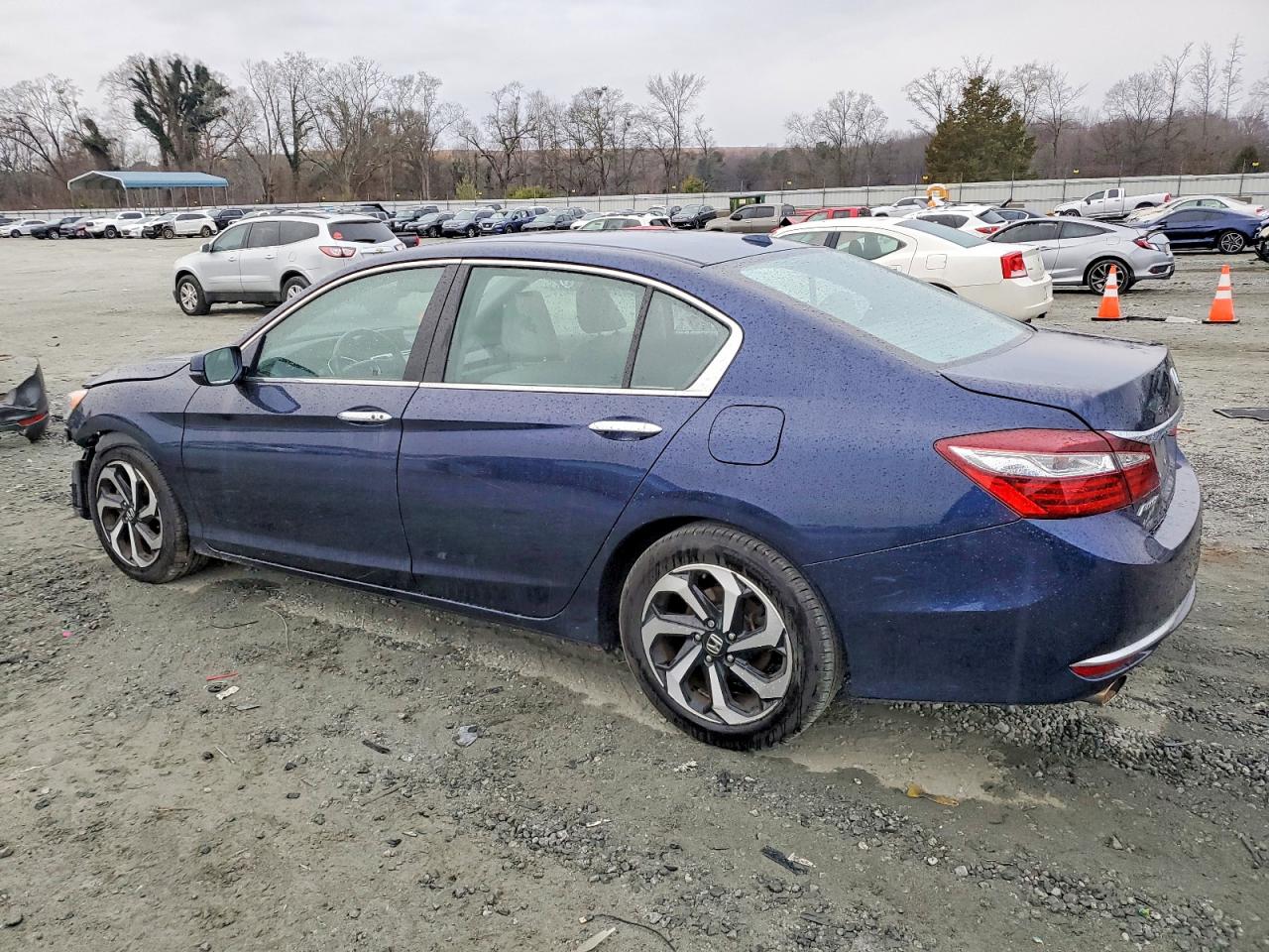 2017 HONDA ACCORD EXL photo 2