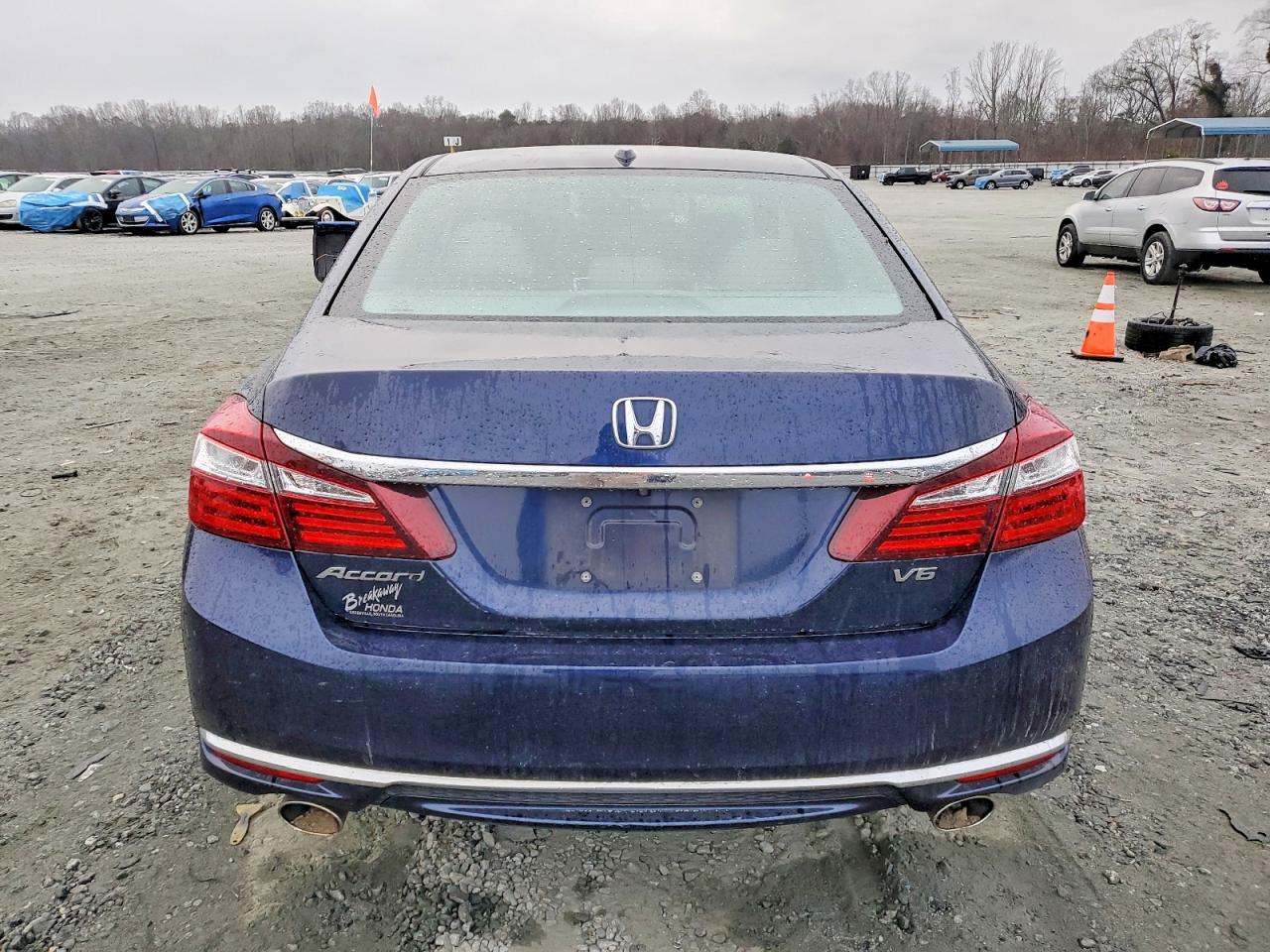 2017 HONDA ACCORD EXL photo 6