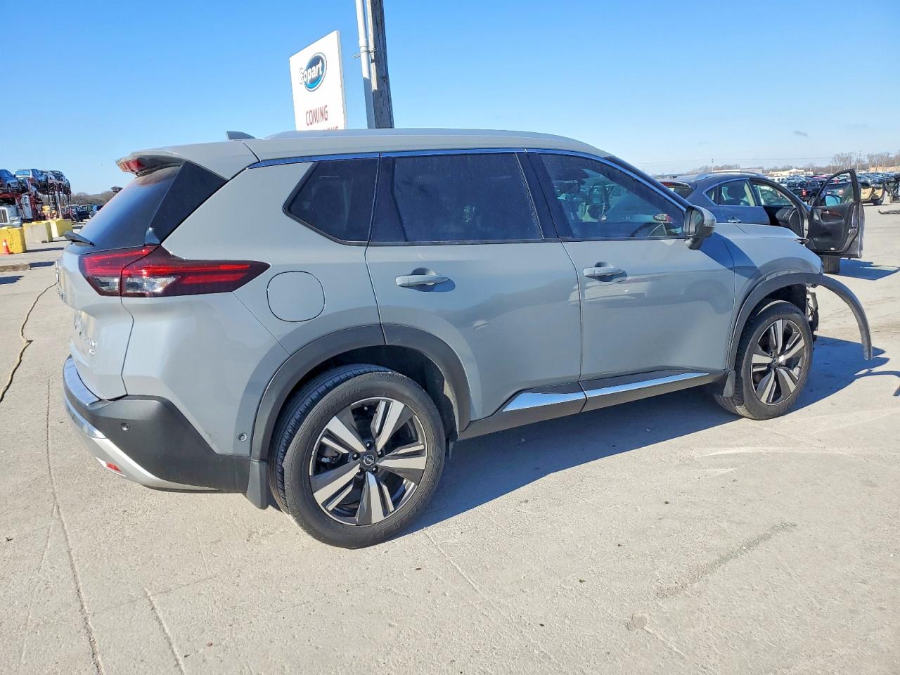 2023 NISSAN ROGUE PLATINUM photo 3