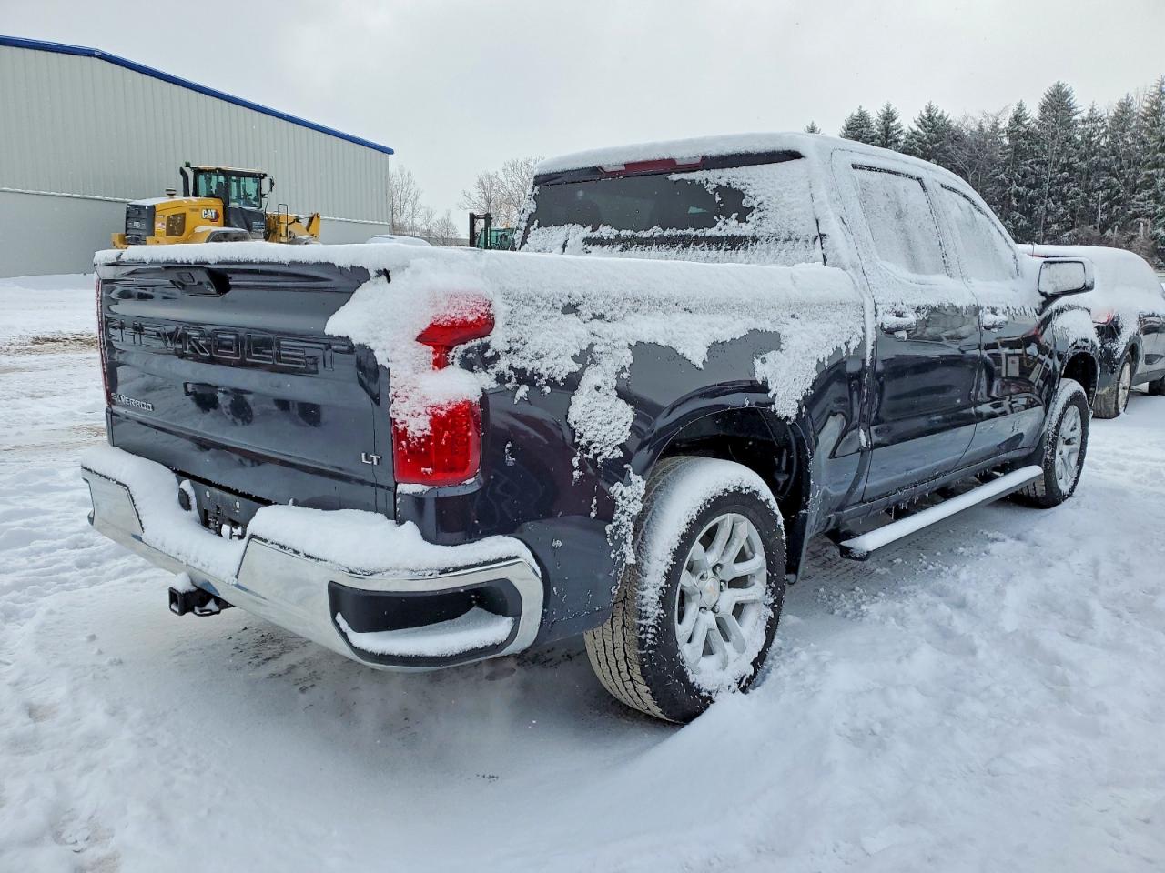 2024 CHEVROLET SILVERADO K1500 LT-L photo 5