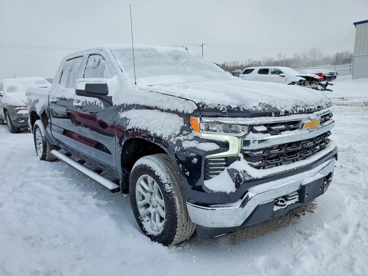 2024 CHEVROLET SILVERADO K1500 LT-L photo 7