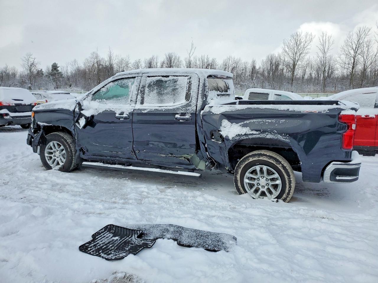 2024 CHEVROLET SILVERADO K1500 LT-L photo 3