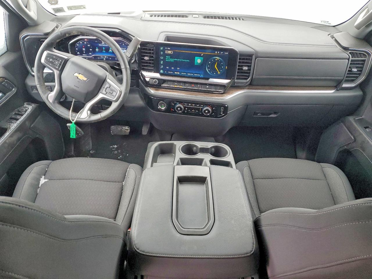 2024 CHEVROLET SILVERADO K1500 LT-L photo 15