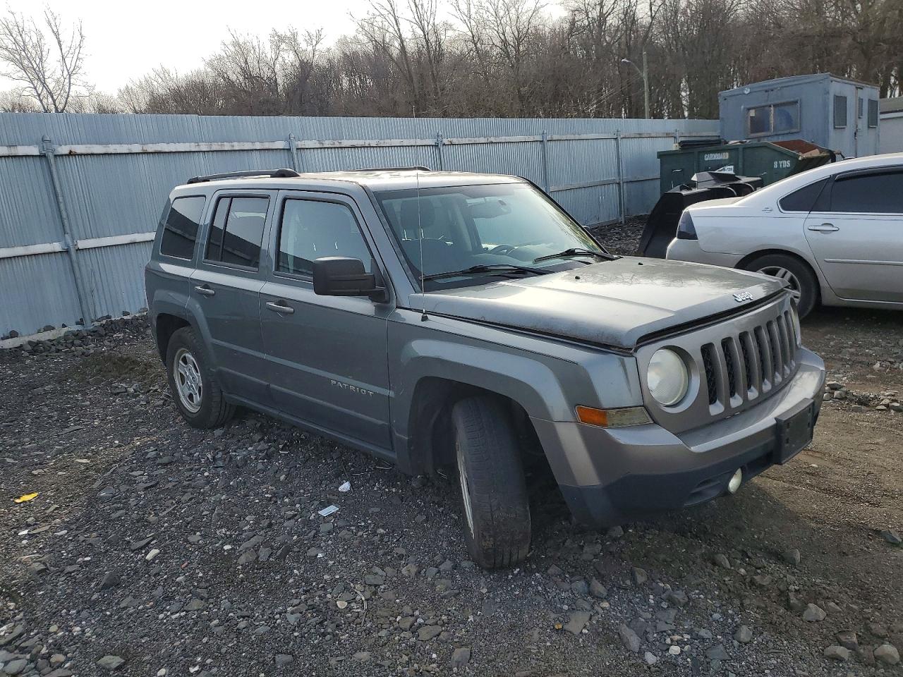 2012 JEEP PATRIOT SPORT photo 4