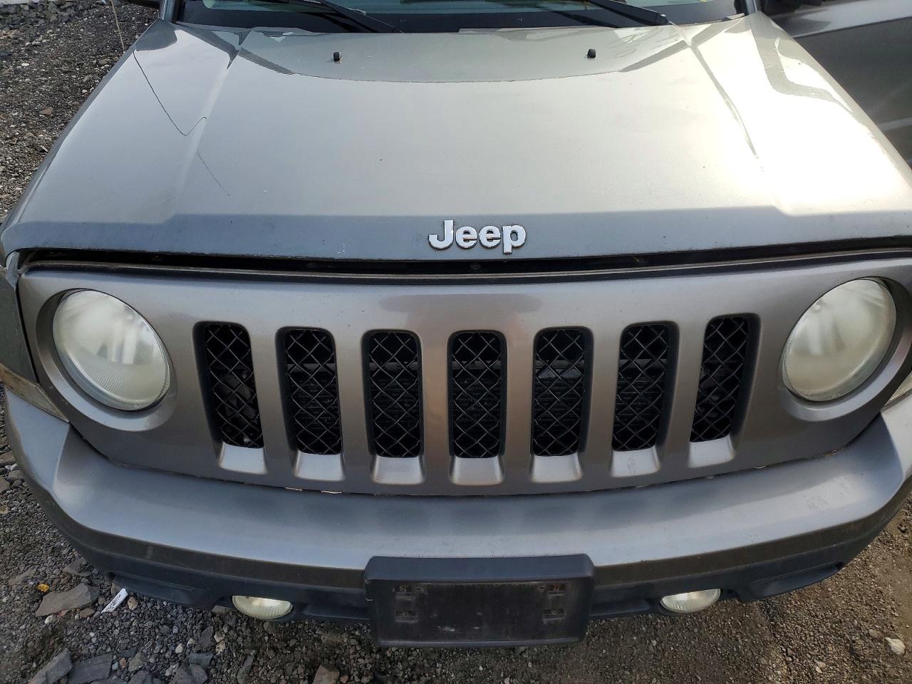 2012 JEEP PATRIOT SPORT photo 12