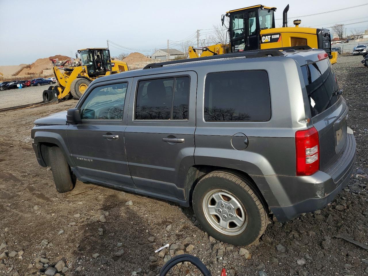 2012 JEEP PATRIOT SPORT photo 2