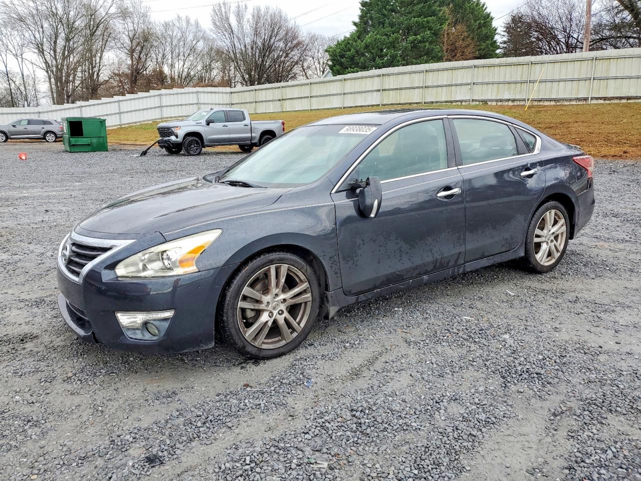 2013 NISSAN ALTIMA