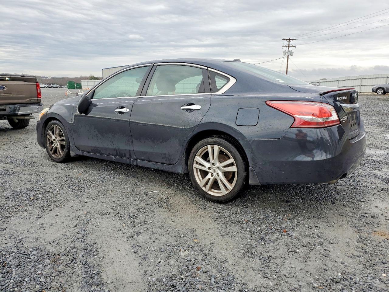 2013 NISSAN ALTIMA 3.5S photo 2