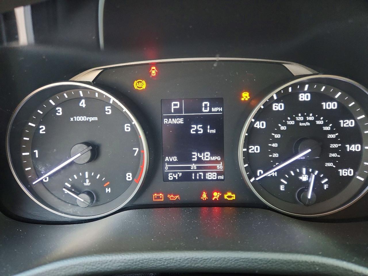 2018 HYUNDAI ELANTRA SE photo 9