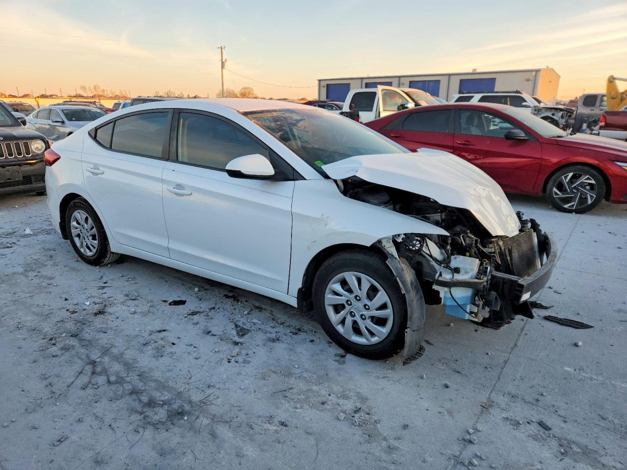 2018 HYUNDAI ELANTRA SE photo 4