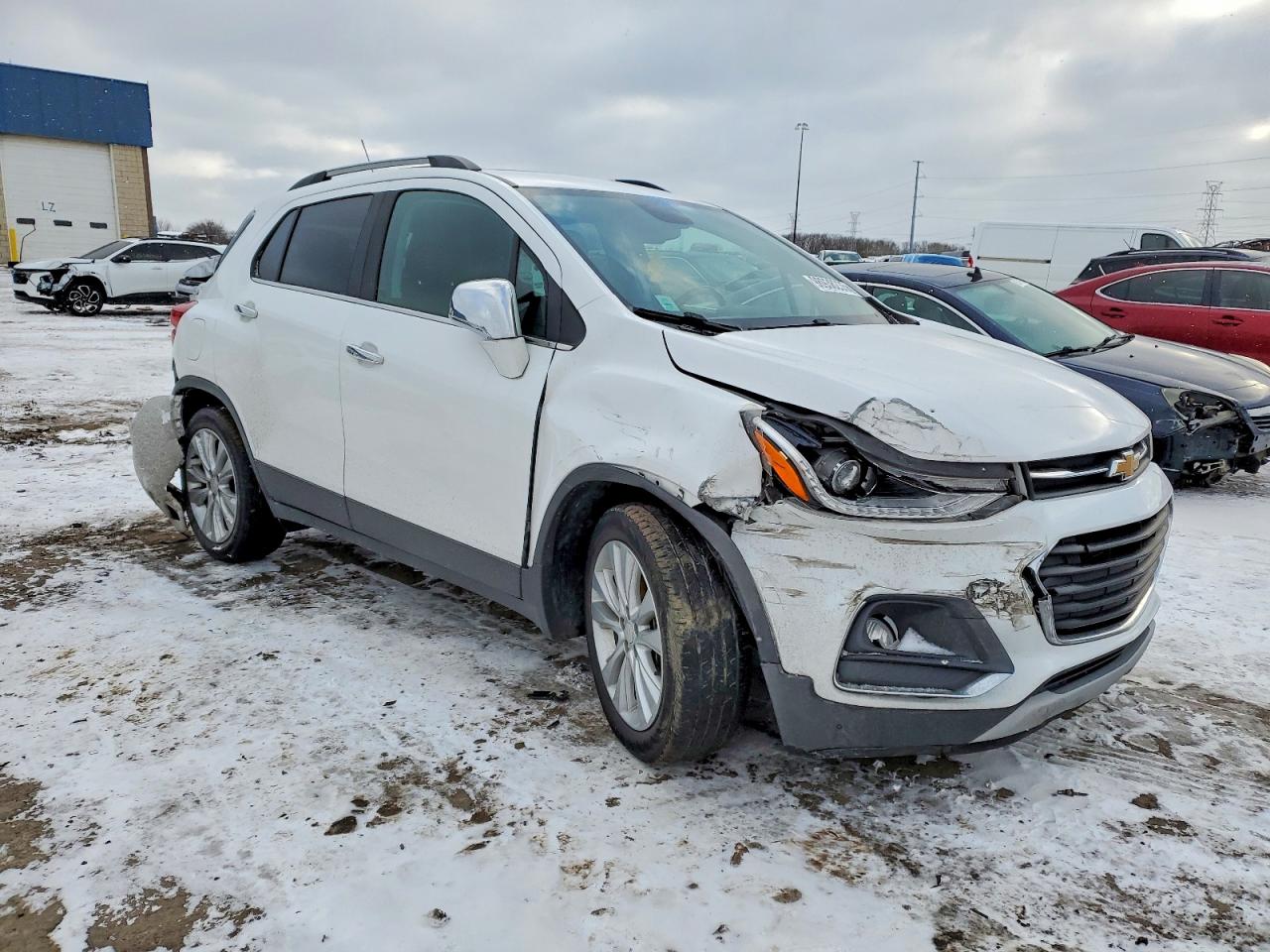 2017 CHEVROLET TRAX PREMIER photo 4