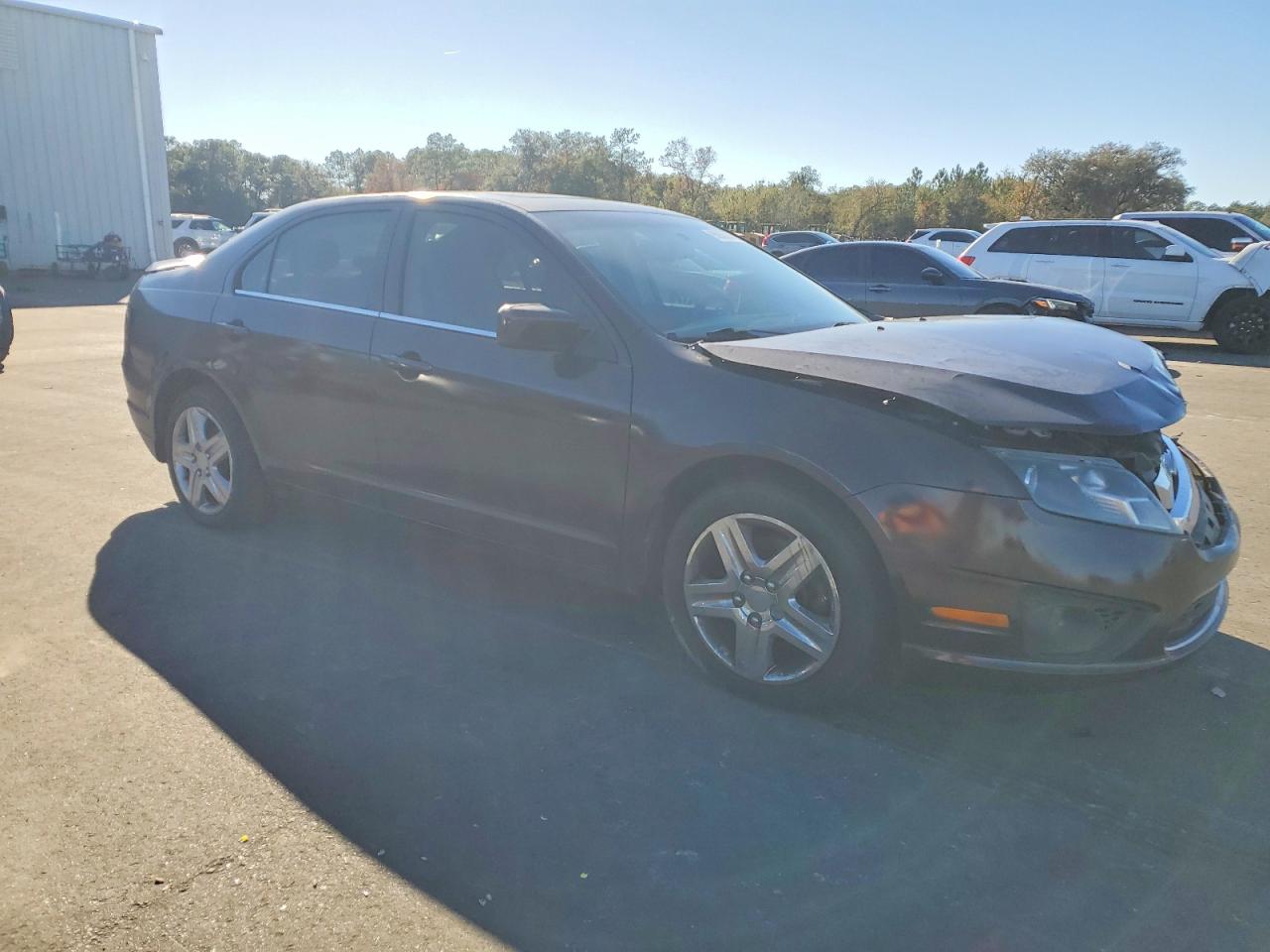 2011 FORD FUSION SE photo 4