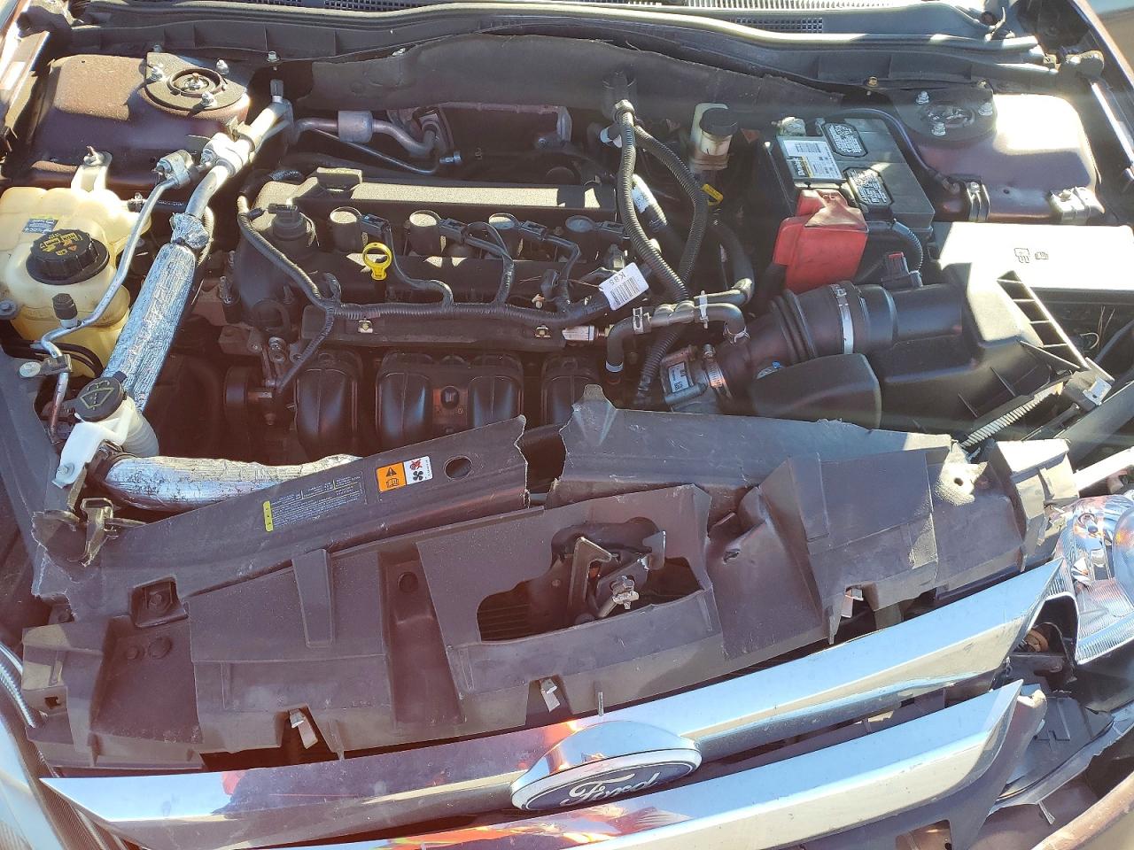 2011 FORD FUSION SE photo 11