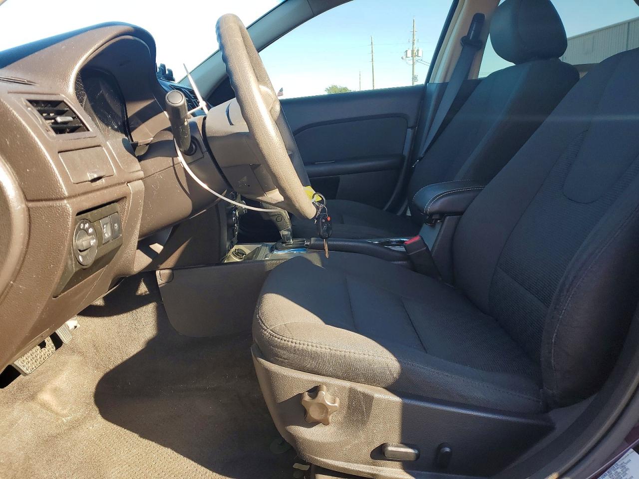 2011 FORD FUSION SE photo 7