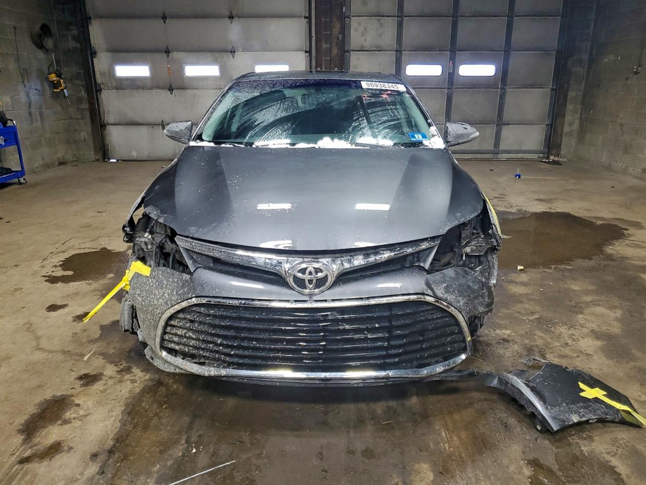 2016 TOYOTA AVALON XLE photo 5