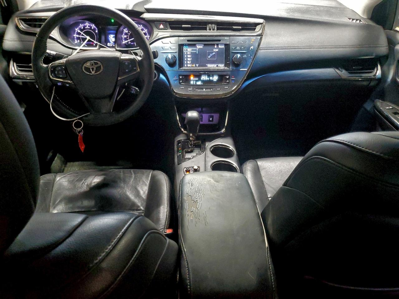 2016 TOYOTA AVALON XLE photo 8