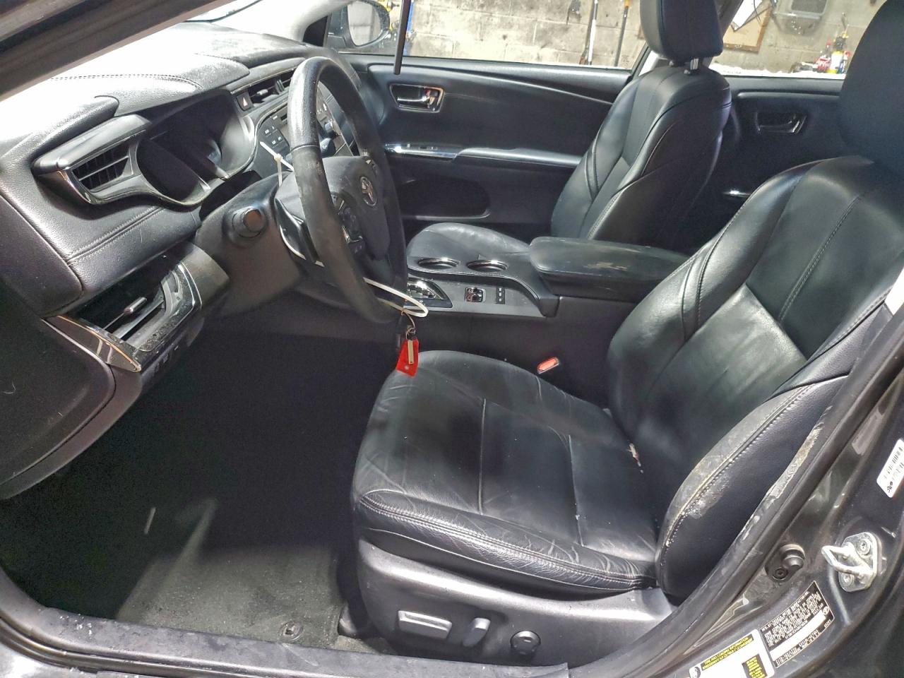 2016 TOYOTA AVALON XLE photo 7