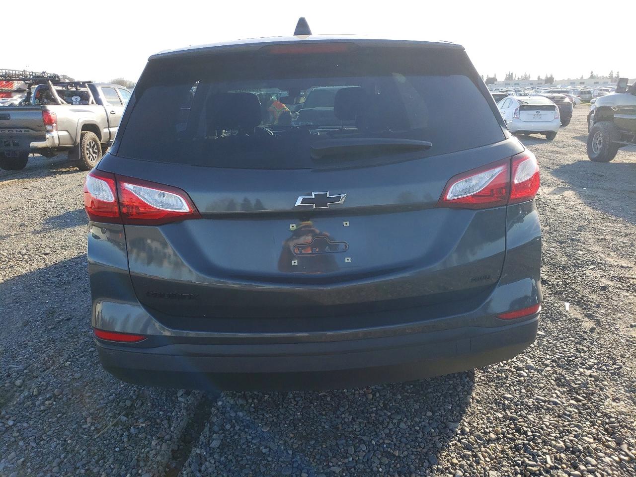 2020 CHEVROLET EQUINOX LS photo 6
