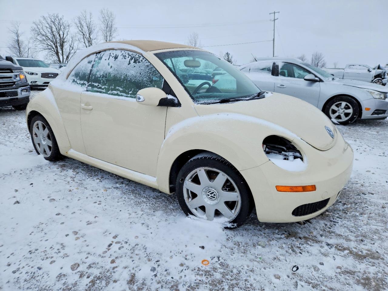 2006 VOLKSWAGEN NEW BEETLE CONVERTIBLE OPTION PACKAGE 1 photo 4