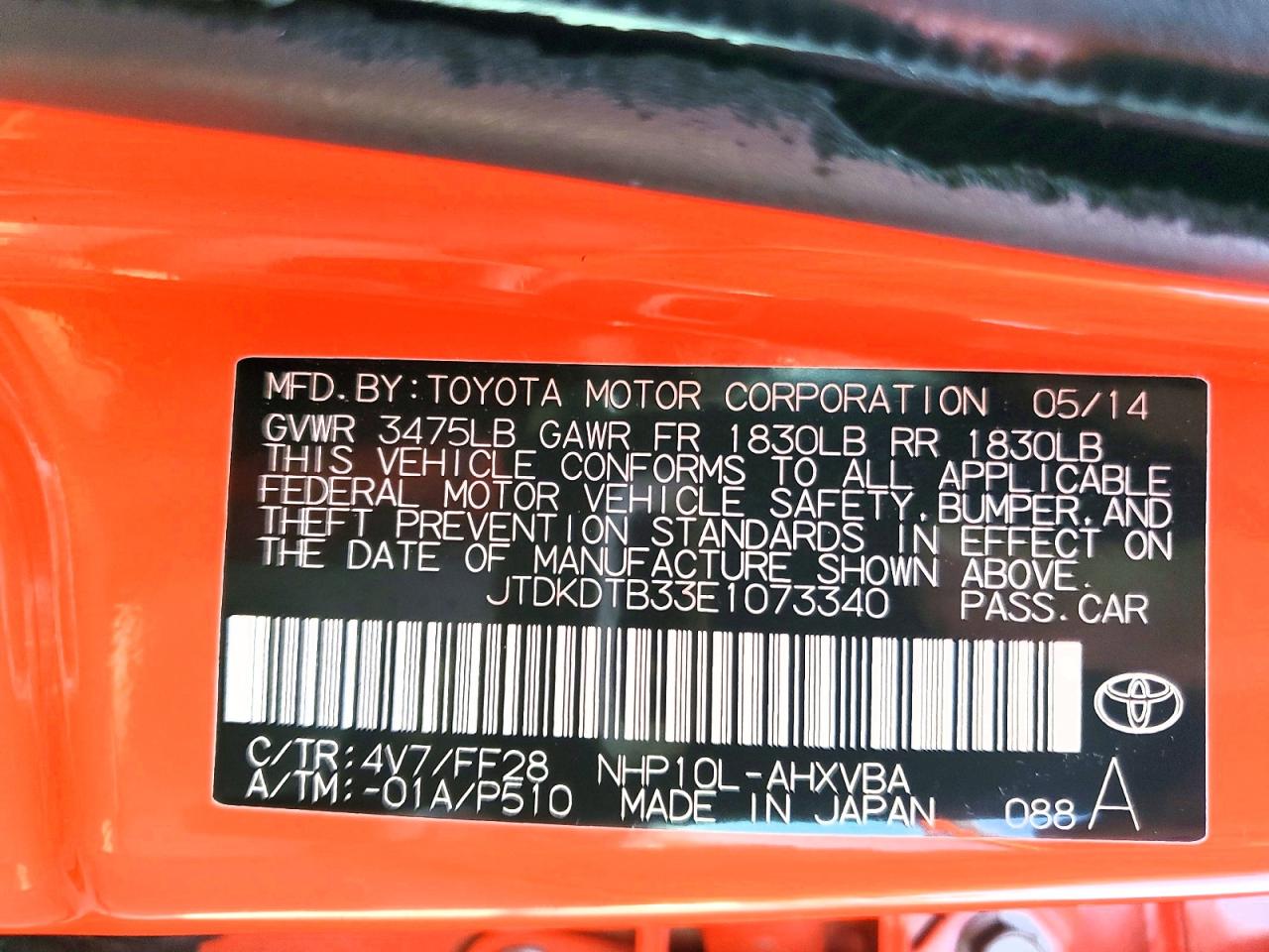 2014 TOYOTA PRIUS C photo 12